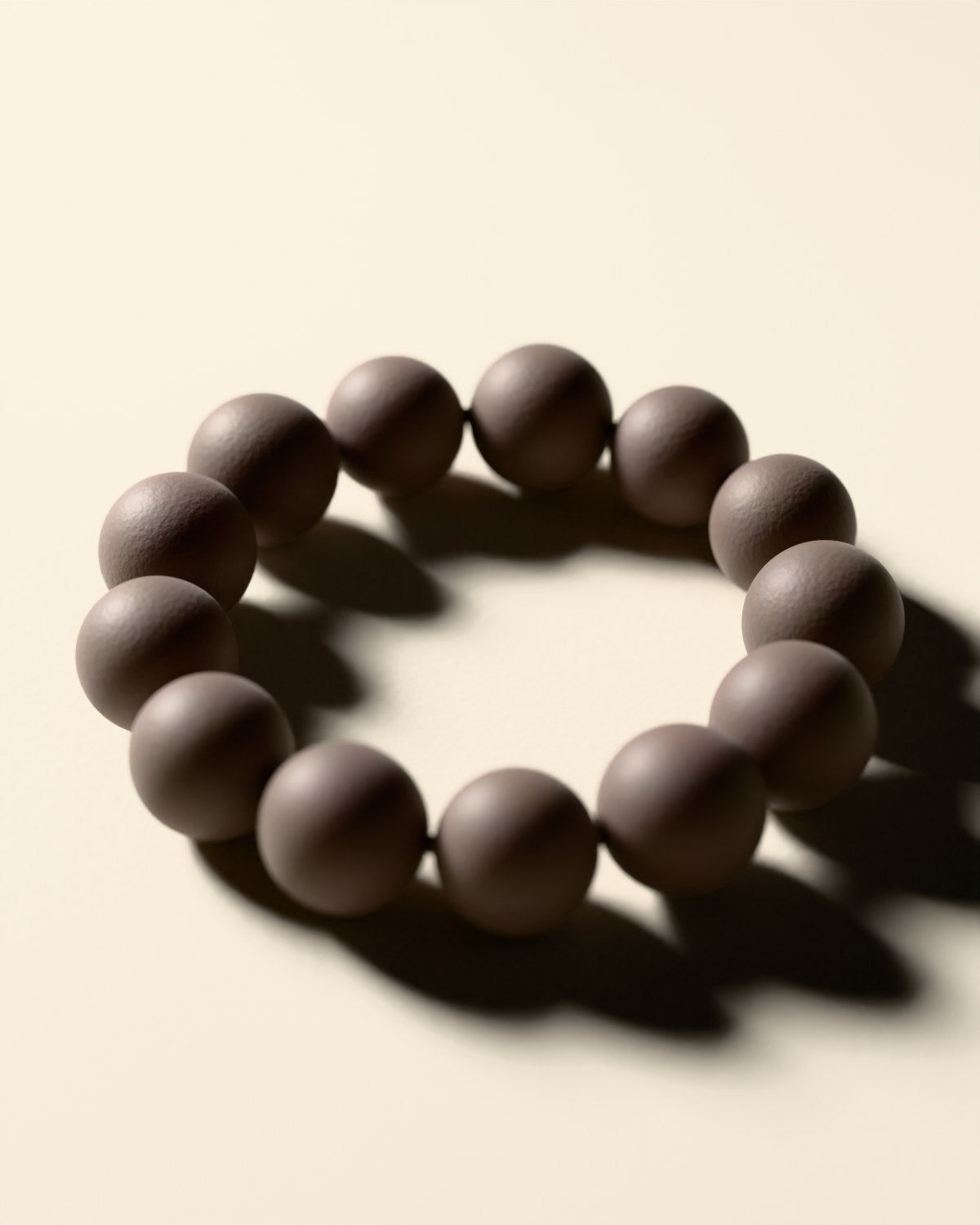 The Jasmine Snowfall bracelet with 15 mm beads, a 3D rendering